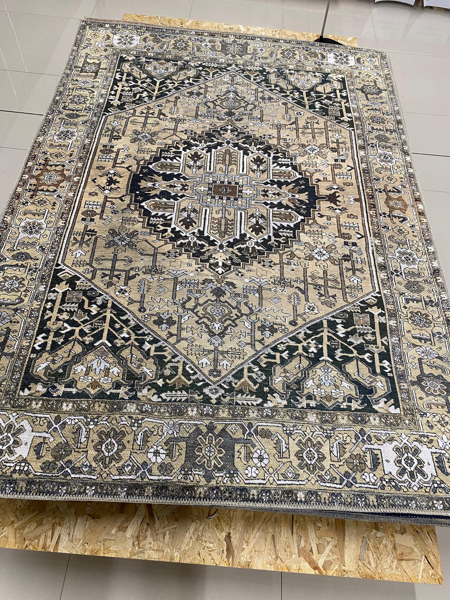 Tepih UNIQUE 2019-5-21-VR2 140X200