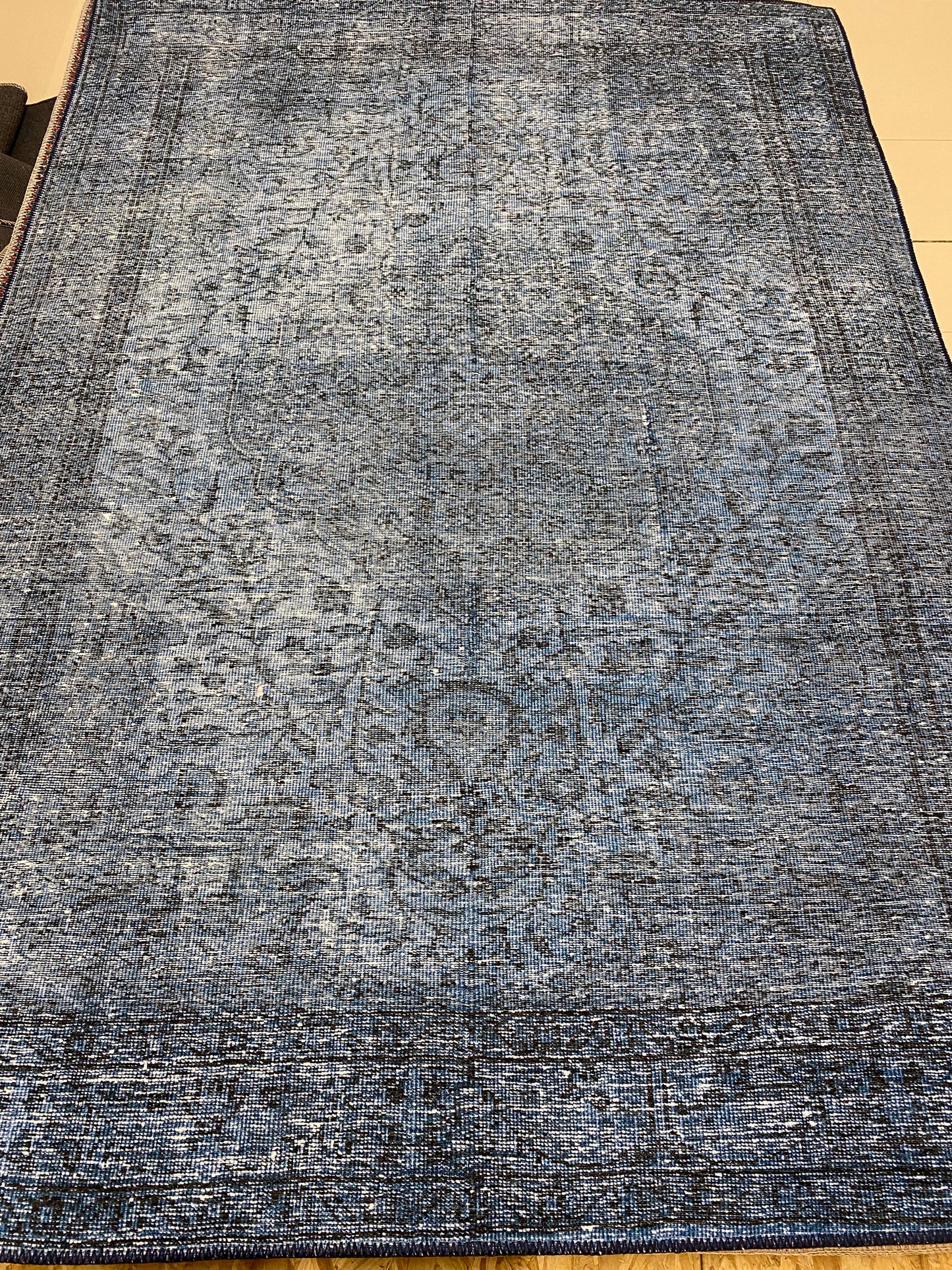 Tepih Unique AL138 140x200cm