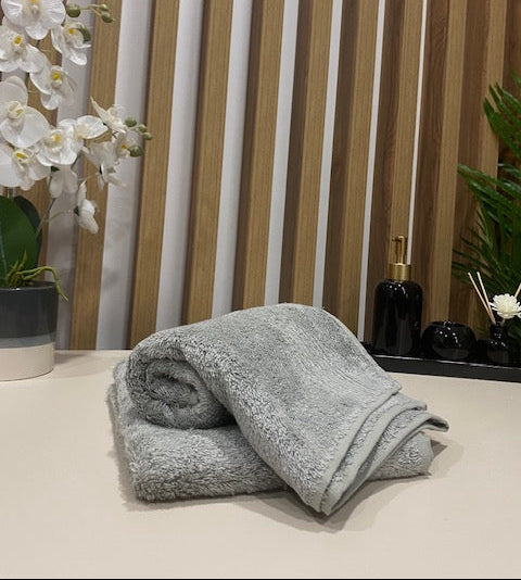 MAISON BAMBU PEŠKIR TAC 50X90 GRI